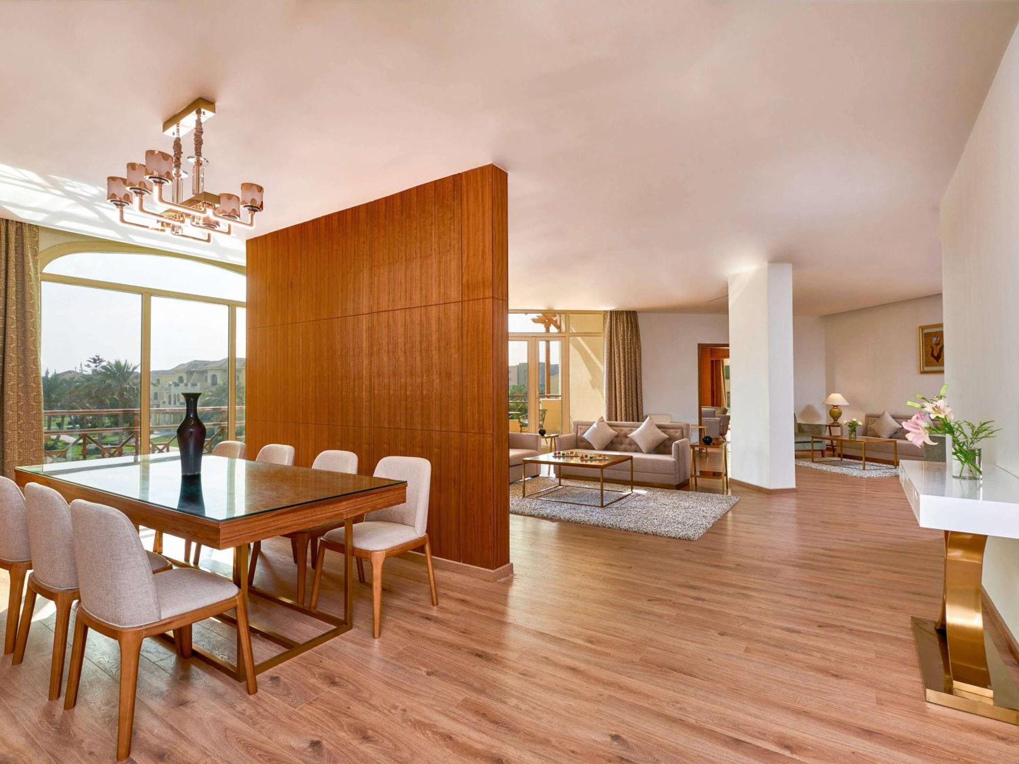 Moevenpick Hotel Cairo - Media City Giza Exteriér fotografie A 3D rendering of a living room